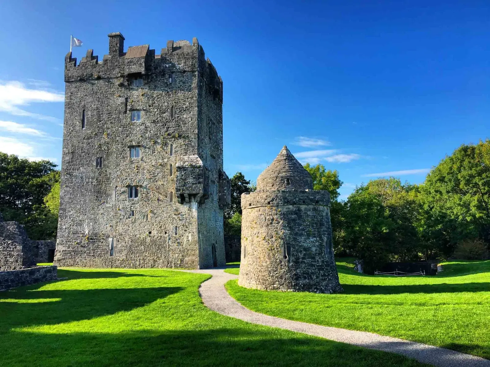Aughnanure Castle