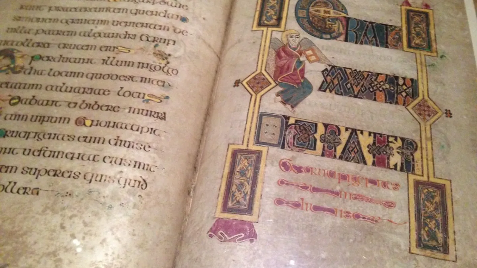 Book of Kells & Trinity College
