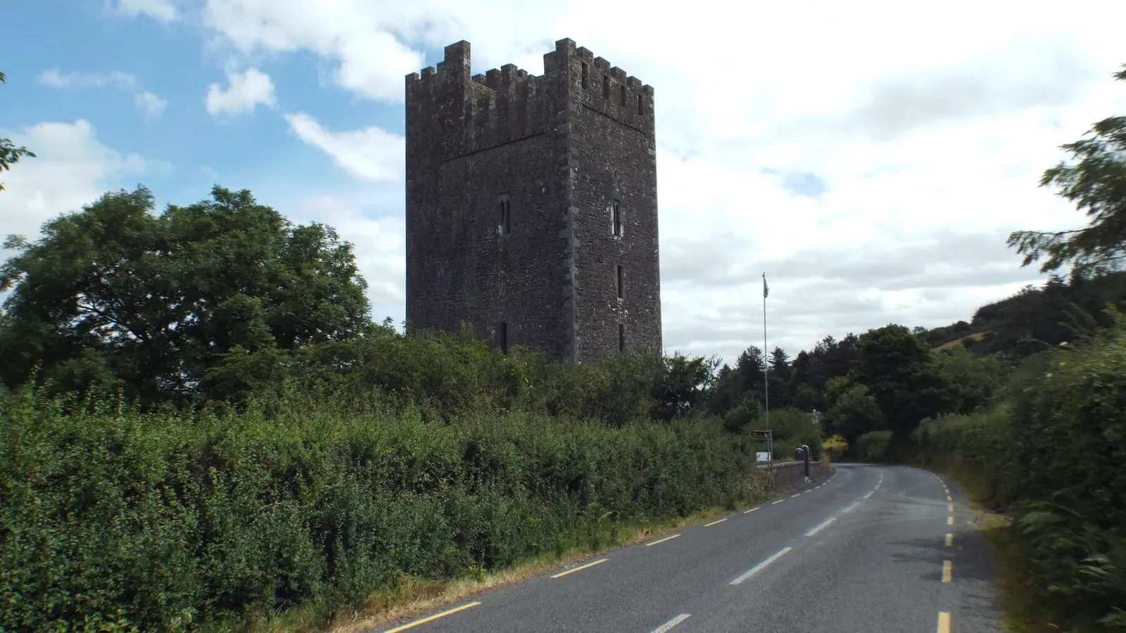 Glenquin Castle